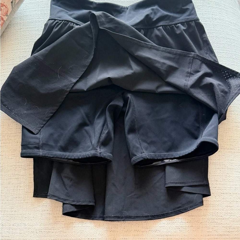 SPANX Black High-Low Active Skirt - Picture 2 of 3